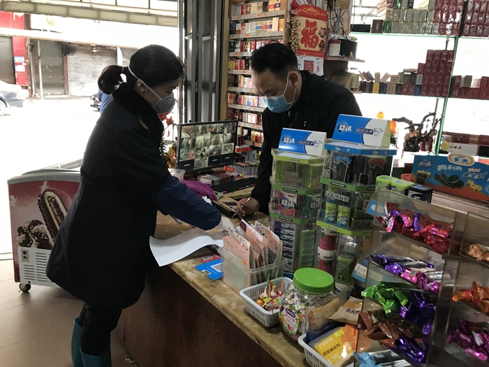 基层女同志巾帼不让须眉，在疫情防控中英勇奋斗7.jpg
