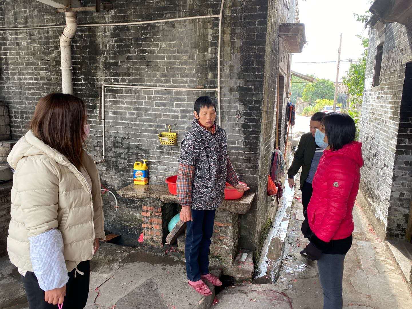 下载 (1).jpg