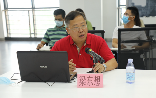 中共亚星官网
委党校校委、讲师梁东想授课