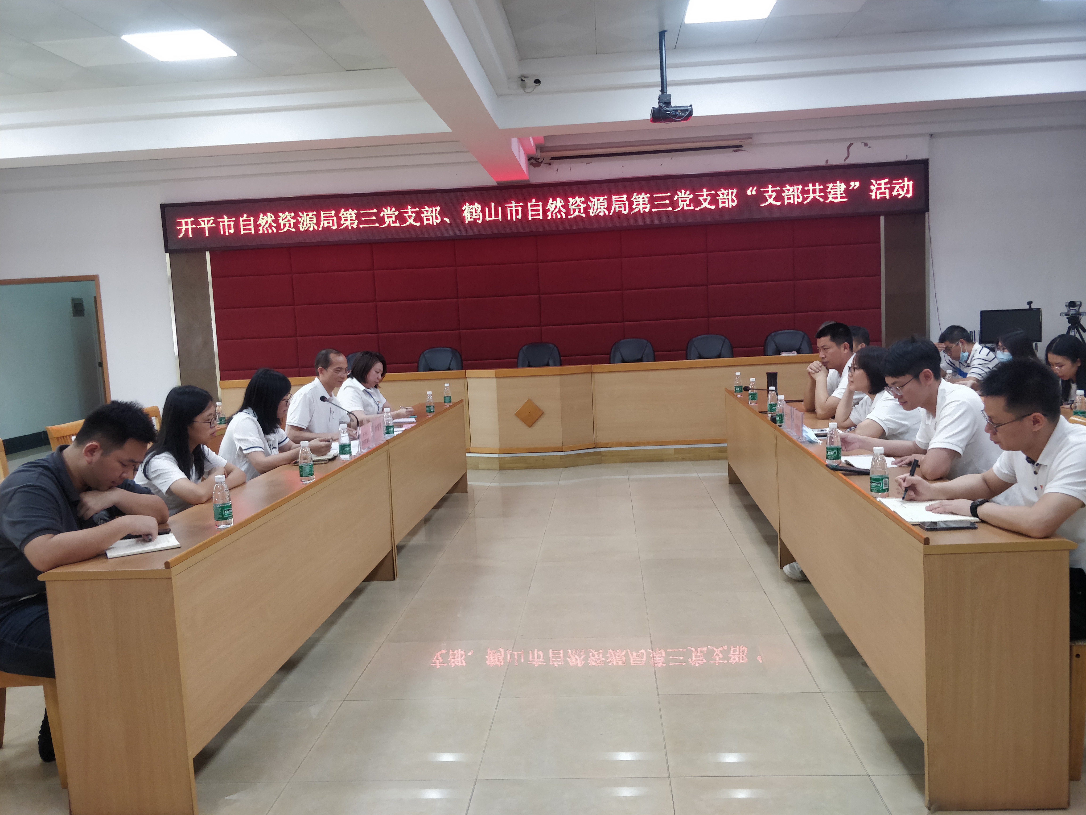 1.结对共建座谈会.jpg