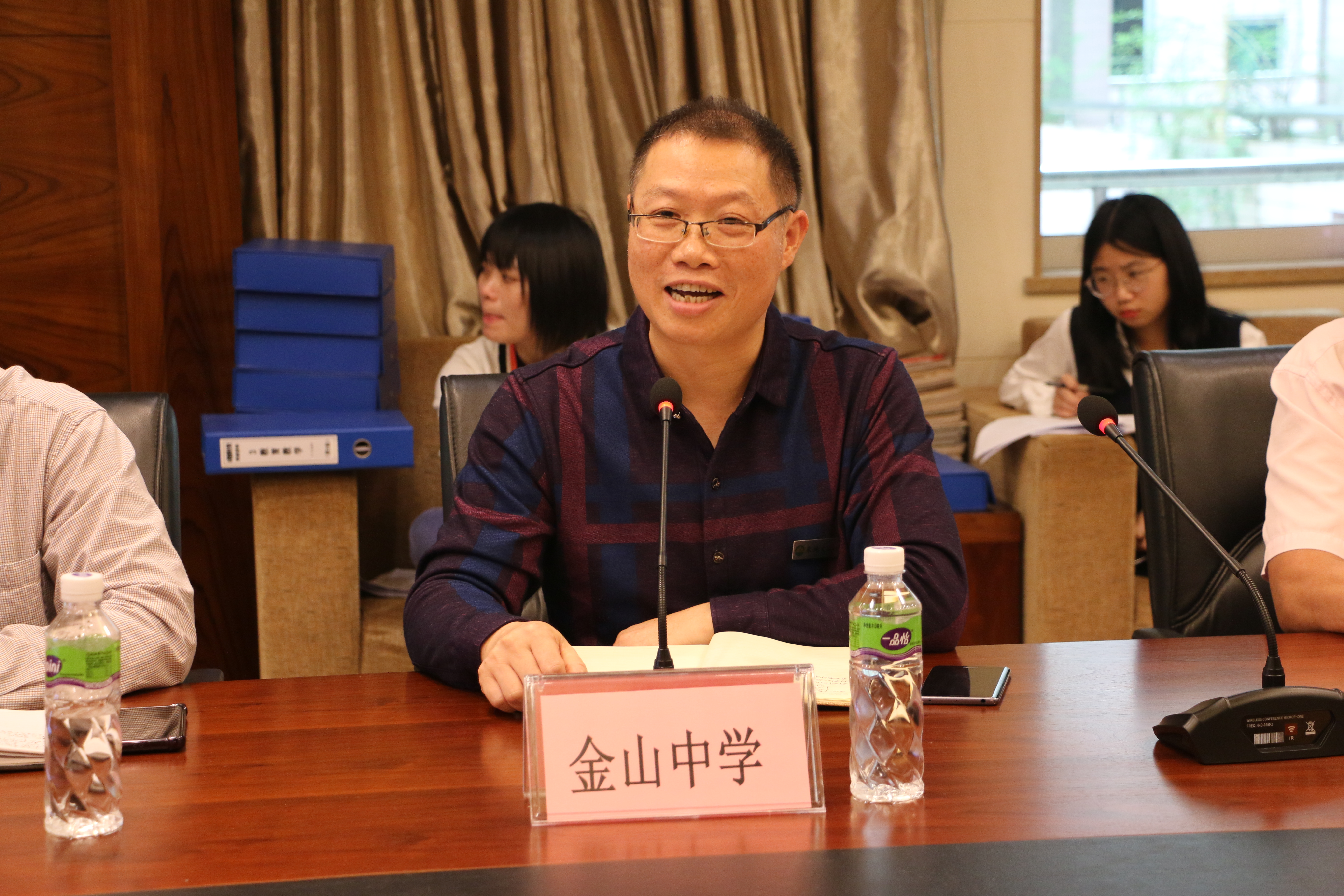 4 金山中学副校长代表发言.JPG