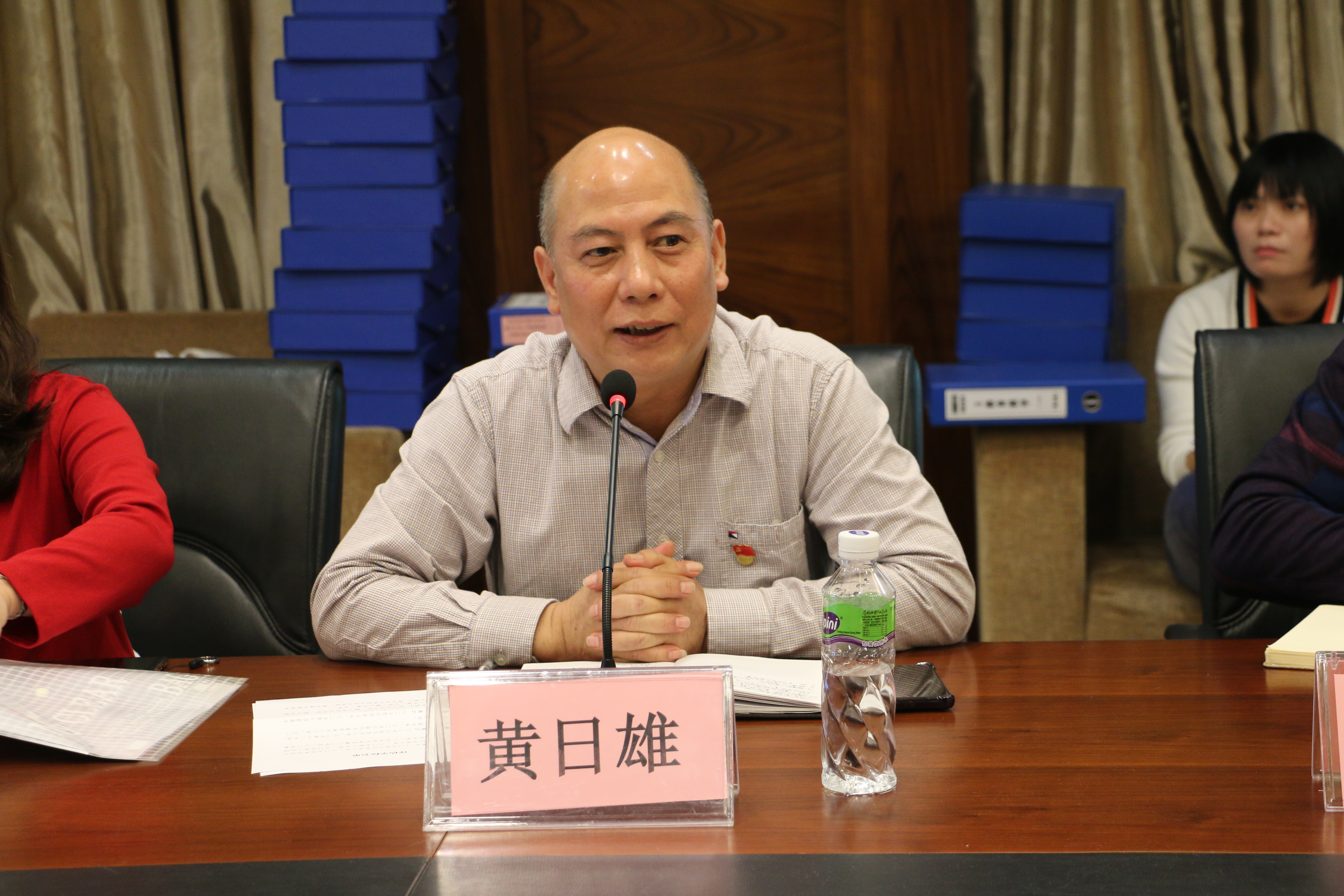 10  黄书记.JPG