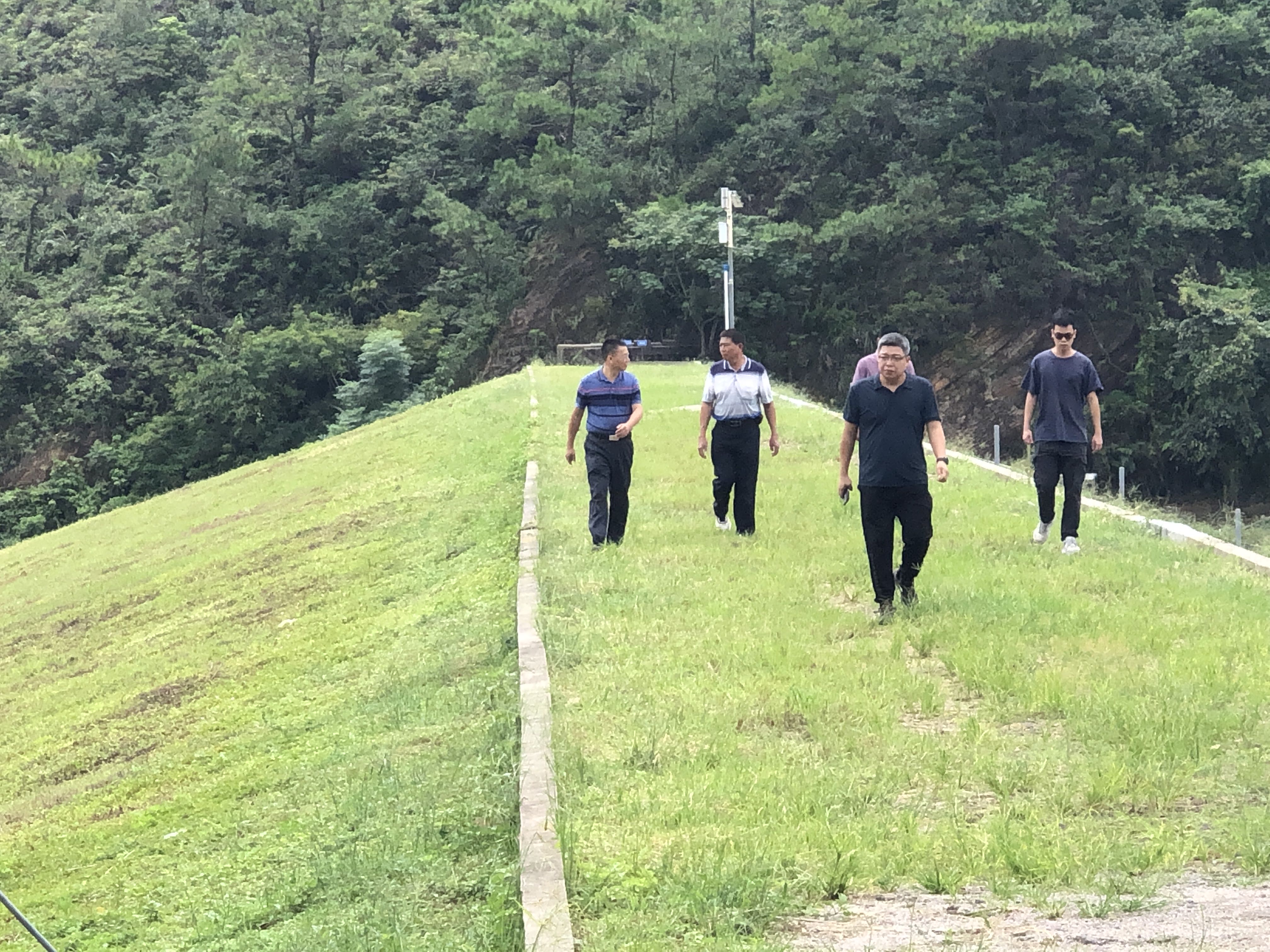 金鸡镇羊角坑水库检查现场.jpg