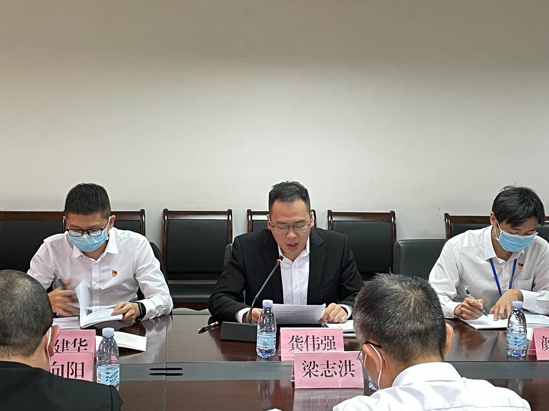 11月7日市政数局党组理论学习中心组（扩大）会议暨传达贯彻党的二十大精神大会2.jpg
