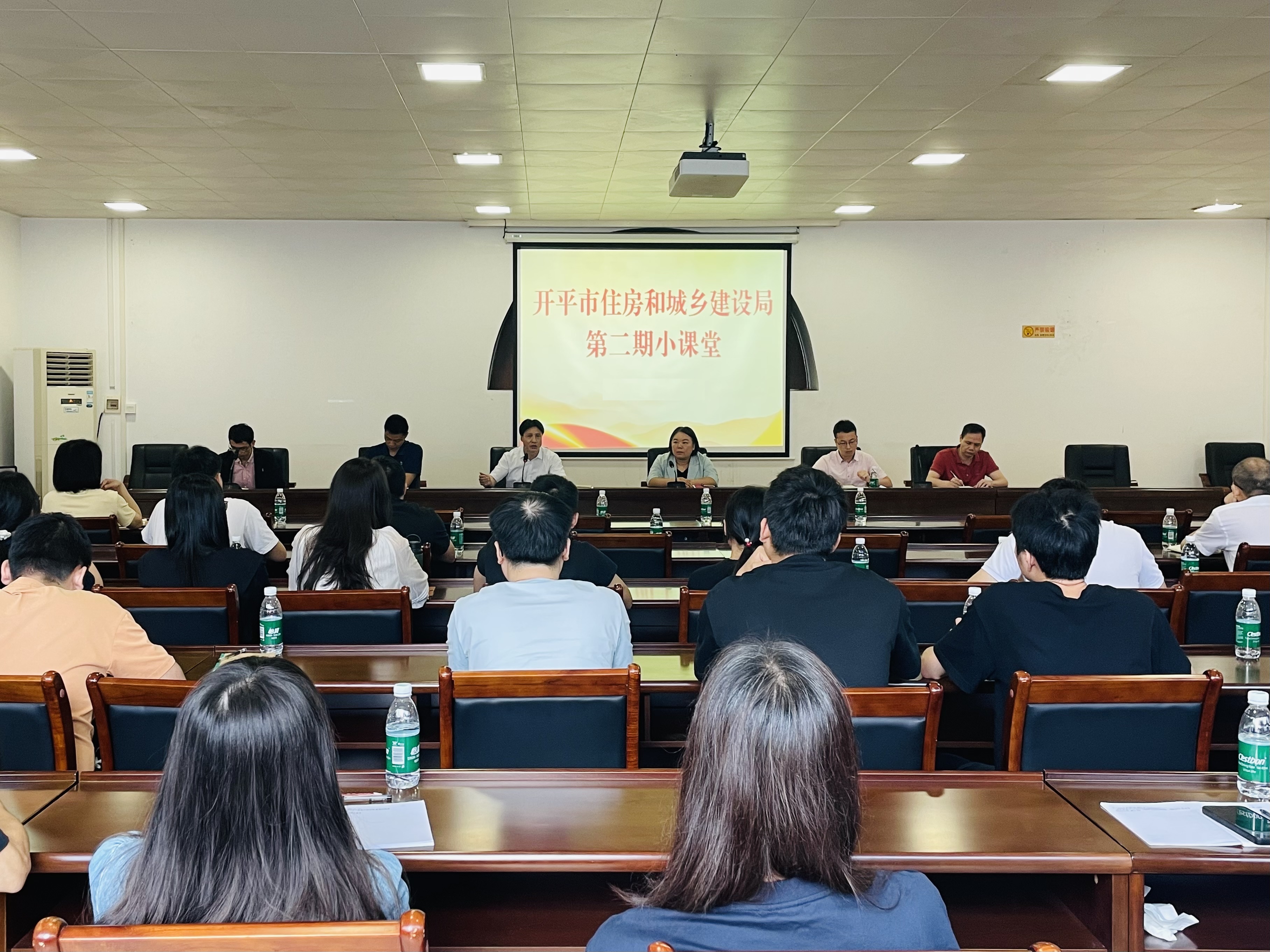 小课堂修改.jpg