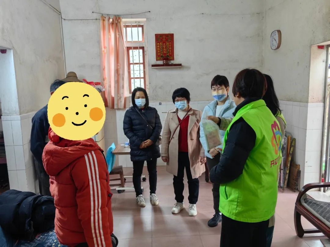 苍城镇开展2025年妇女代表履职暨新春慰问困难妇女儿童活动