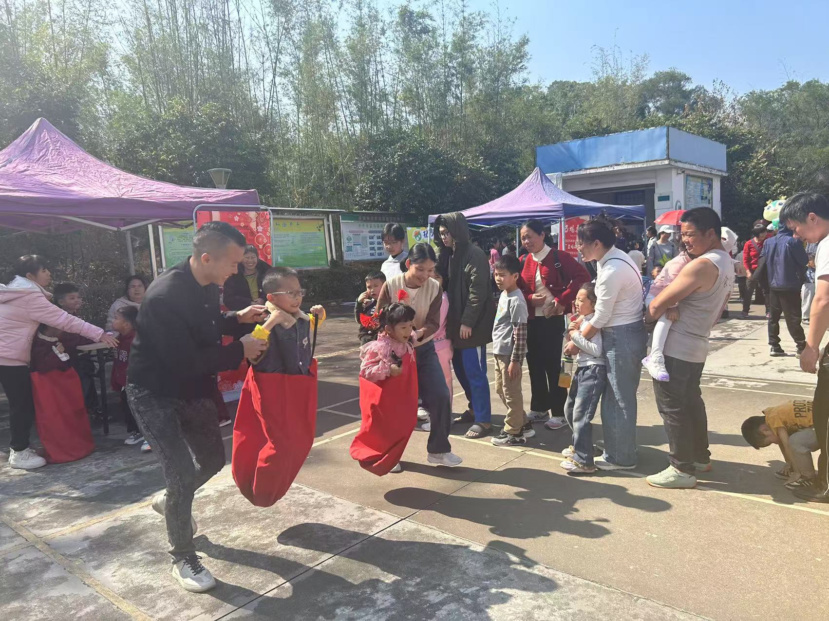 活动现场照片1.jpg