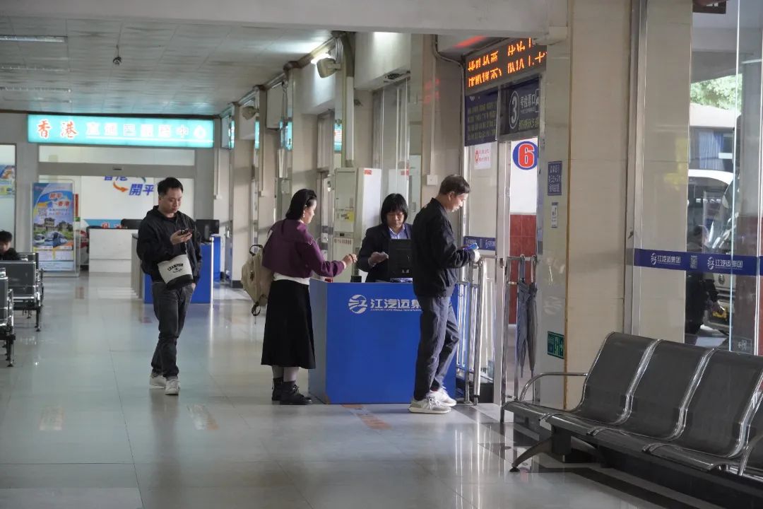 发送旅客约156万人次！亚星
实现平安、便捷、温馨春运