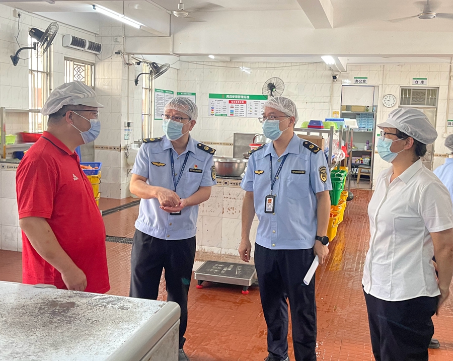 亚星官网
市场监管局严密做好高考食品安全监管工作