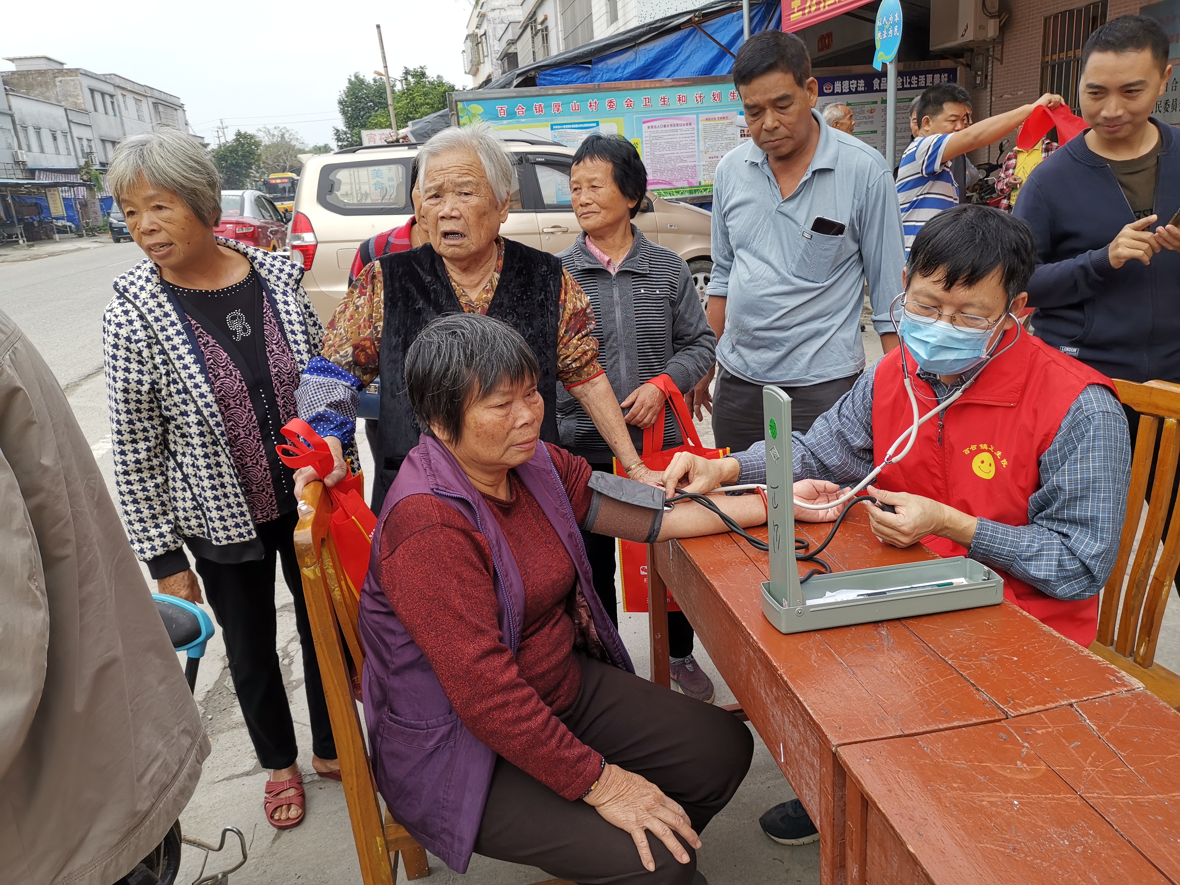 微信图片_20181127112437.jpg 微信图片_20181127112437.jpg