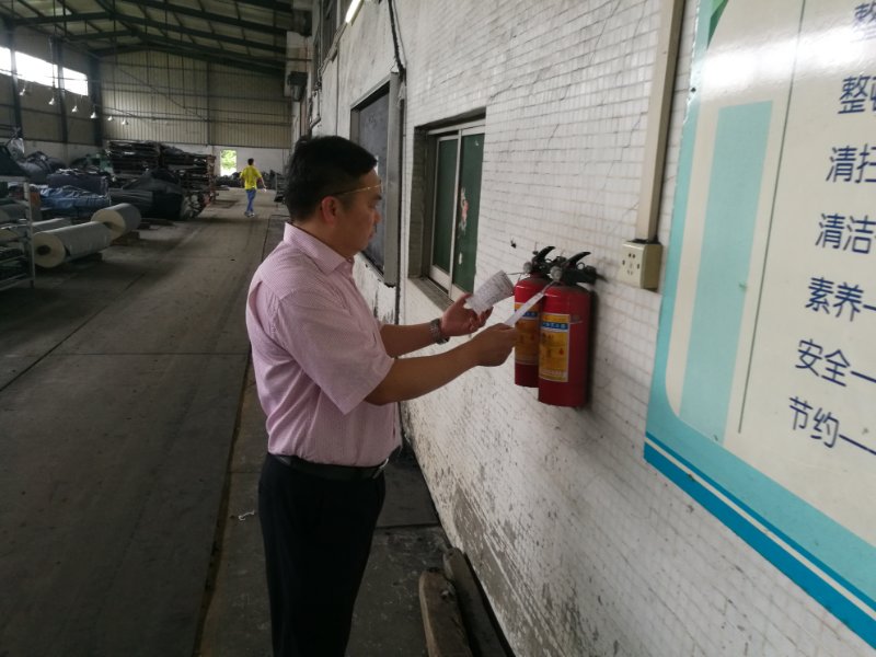 世鼎2.jpg 世鼎2.jpg