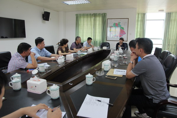 C:UsersadminDesktop亚星官网
人大常委会组成人员走访长沙街道人大代表3_调整大小.jpg C:UsersadminDesktop亚星官网
人大常委会组成人员走访长沙街道人大代表3_调整大小.jpg