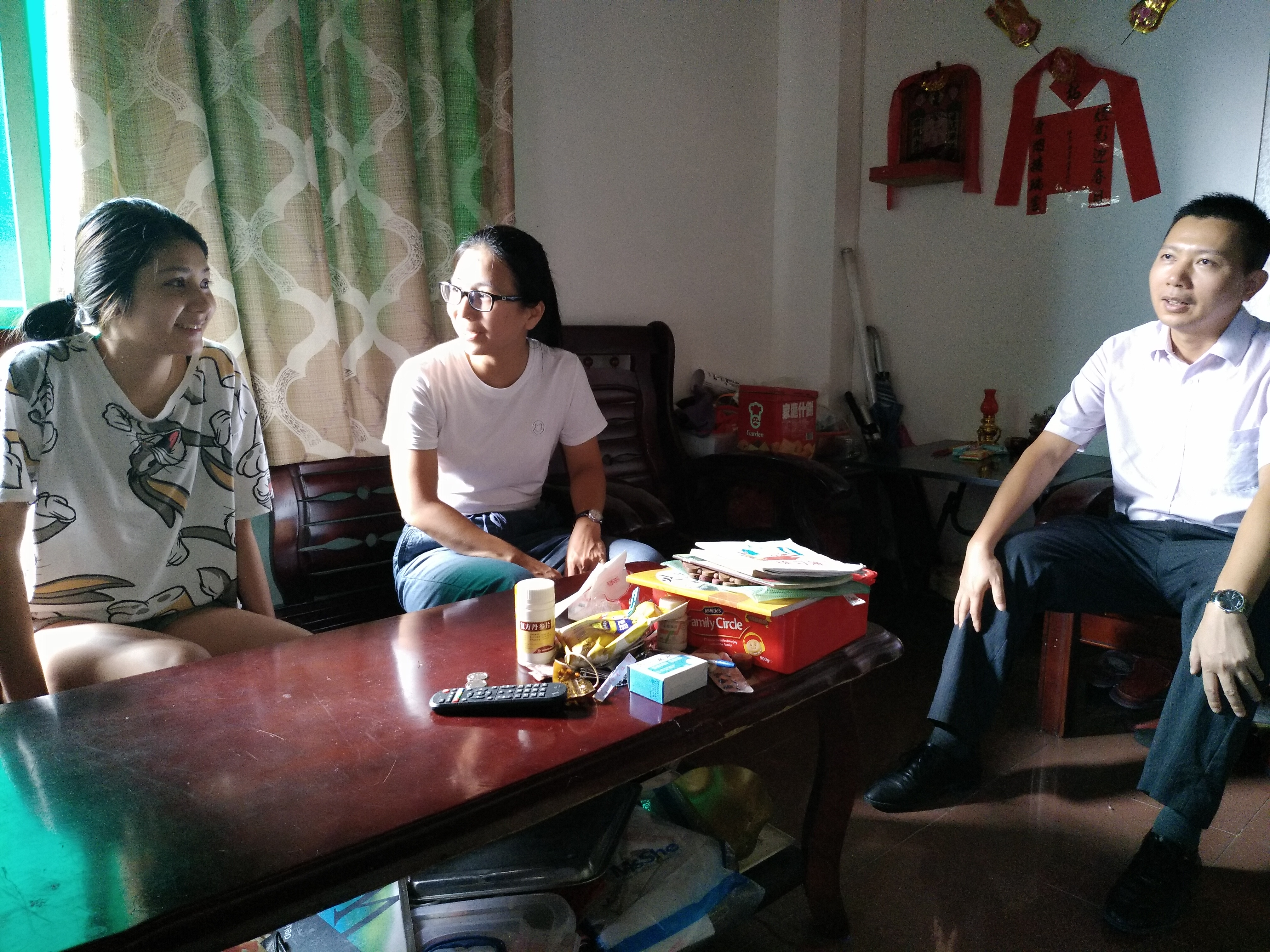 走访慰问贫困户2.jpg 走访慰问贫困户2.jpg