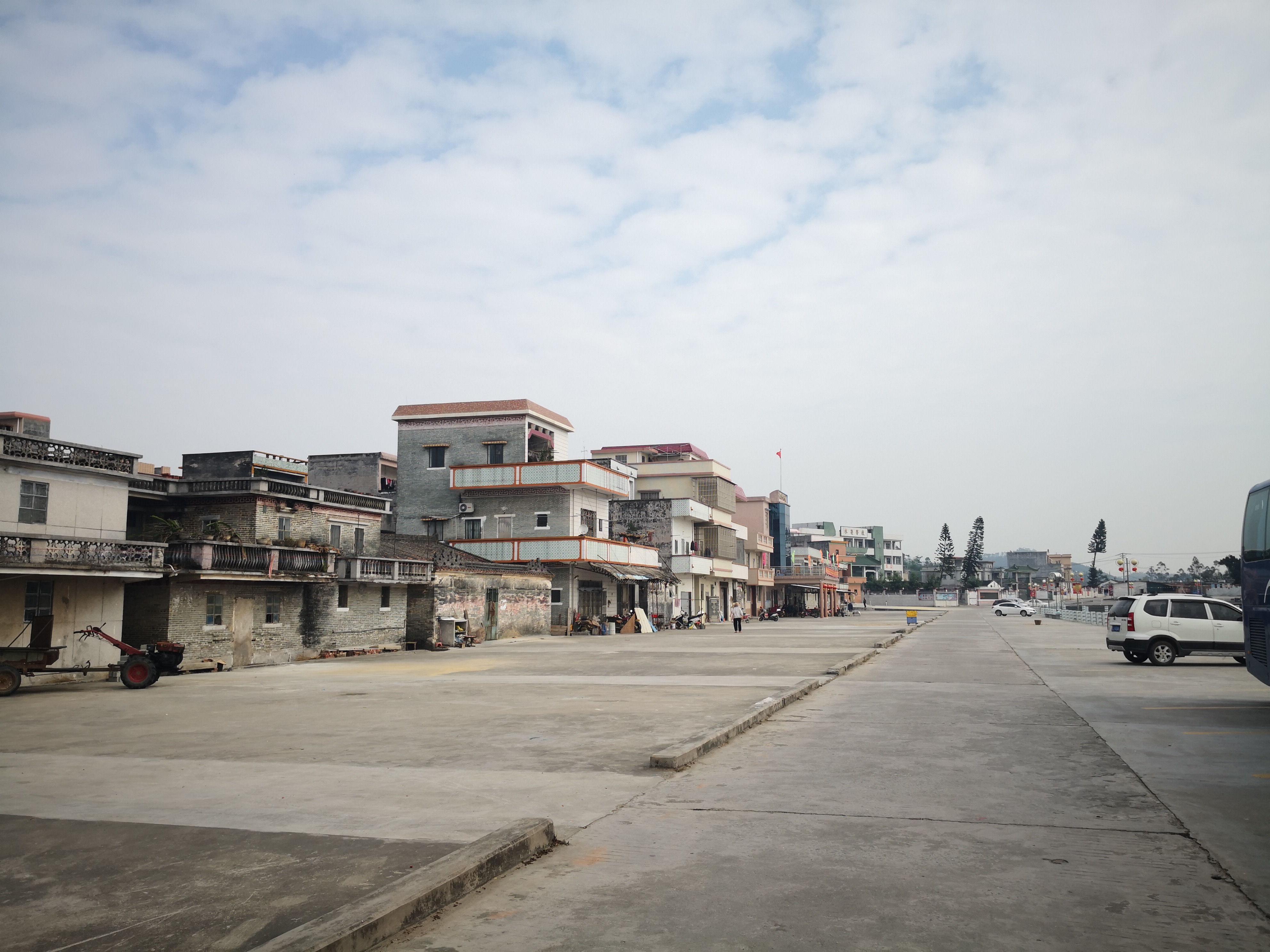 麦边村.jpg 麦边村.jpg